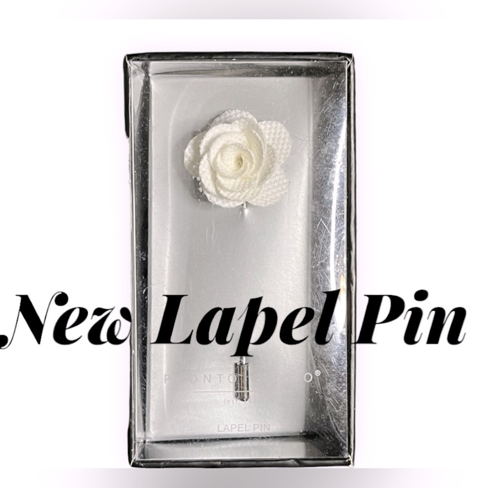 Pronto Uomo White Flower Lapel Pin